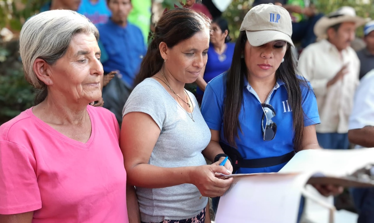 Vivienda legalizará hogares de 51 familias en cantón de Sensuntepeque vivienda-legalizara-hogares-de-51-familias-en-canton-de-sensuntepeque